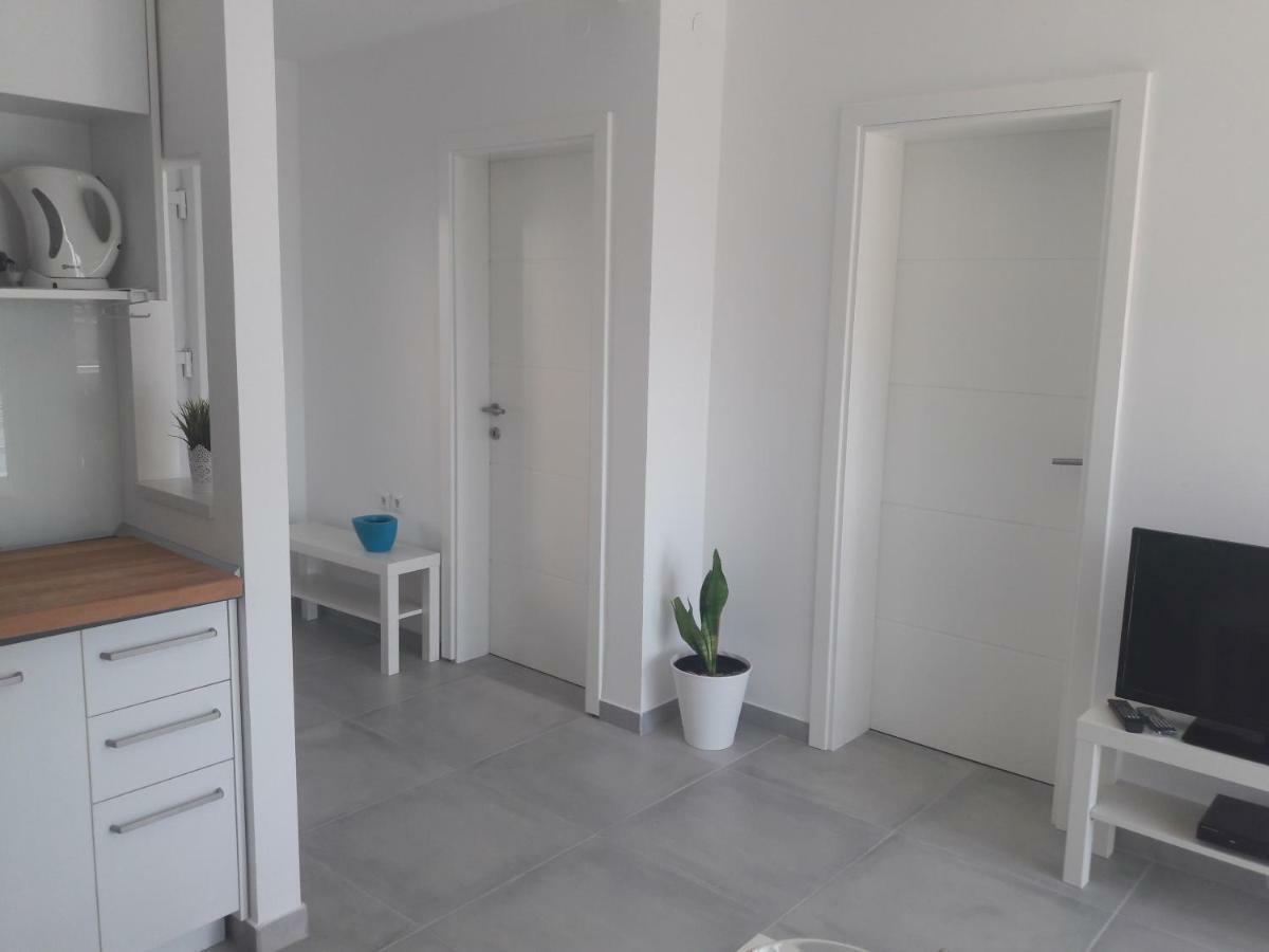 Apartments Villa Plava เคล็ค ภายนอก รูปภาพ